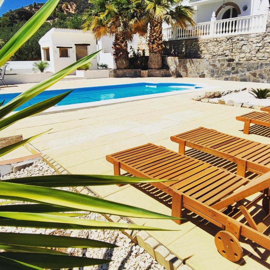 Cortijo Pennymaria Poolside Apartment Near Montefrio With Stunning Views Eksteriør bilde