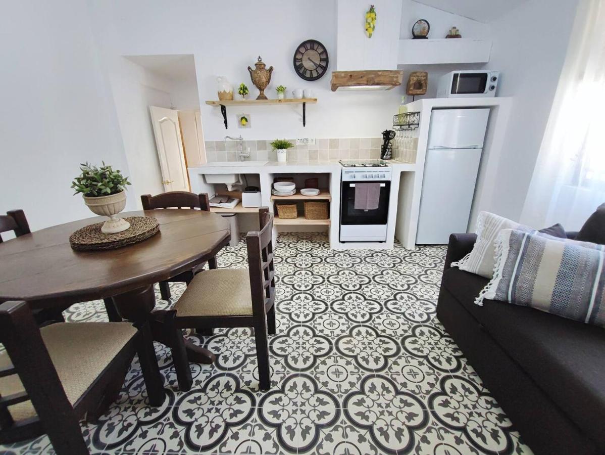 Cortijo Pennymaria Poolside Apartment Near Montefrio With Stunning Views Eksteriør bilde