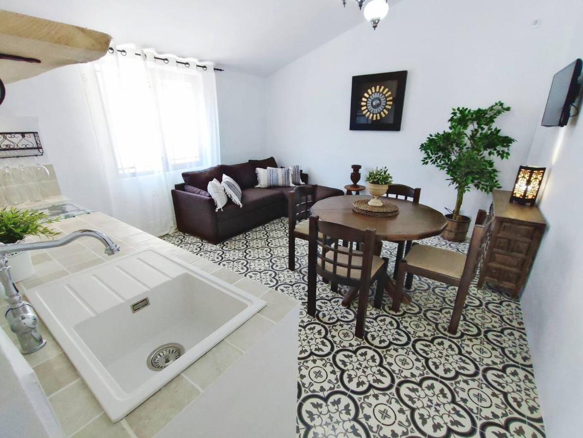 Cortijo Pennymaria Poolside Apartment Near Montefrio With Stunning Views Eksteriør bilde